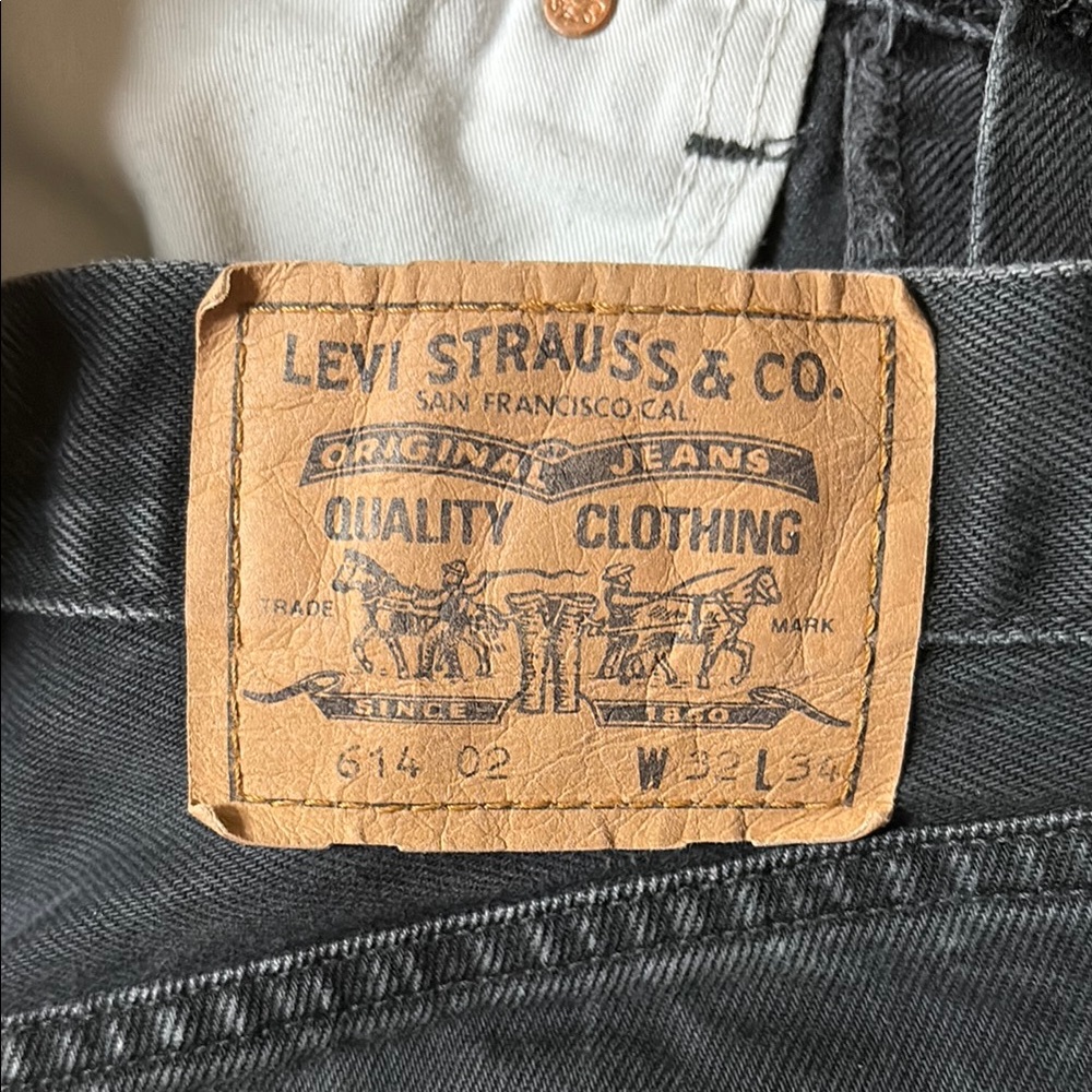 Levi's Men's Black Straight Leg Jean - Picture 2 of 8